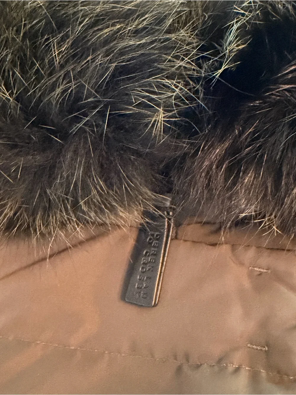 10 Crosby Derek Lam Olive Quilted Fox Fur Trim Puffer Vest, Mint Cond. msrp $795